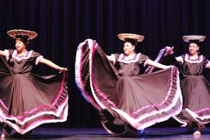 Compas de Nicaragua dances from impoverished to international