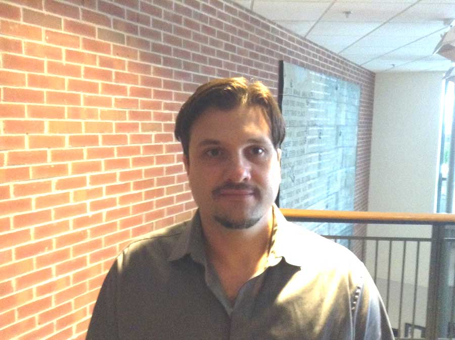  Professor Henrique Cezar of the business and economics department at Johnson State College 