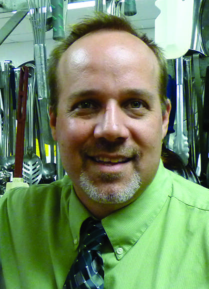 Tom Fondakowski