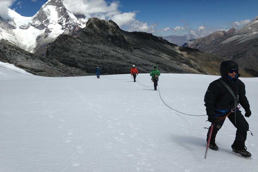 Moskowitz’s students traverse Yannapaccha