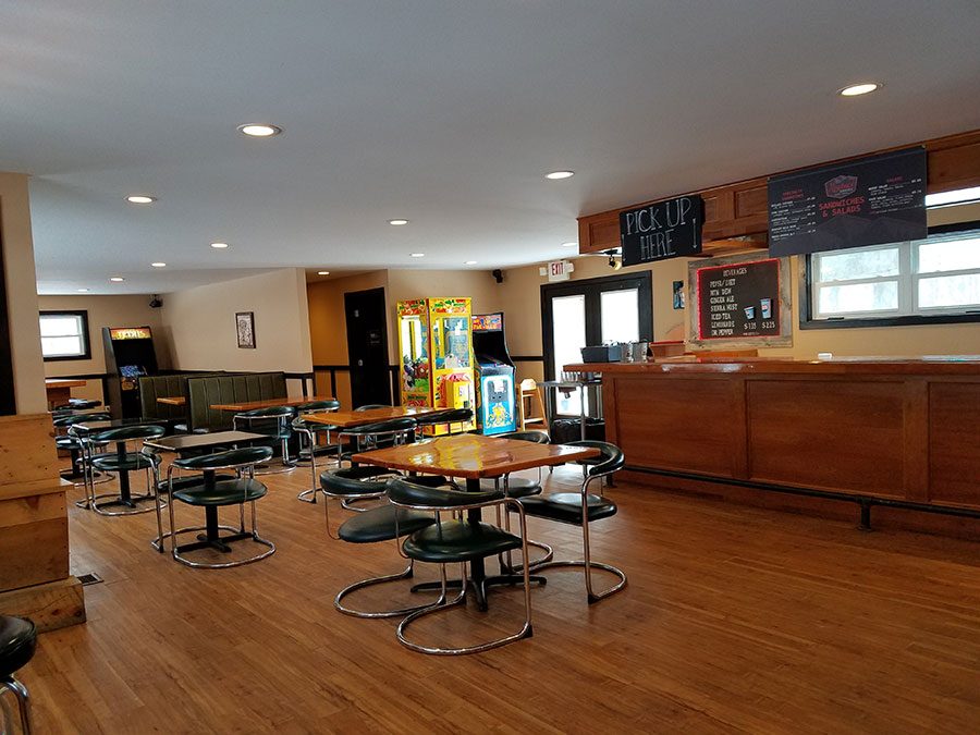 Hogback's dining room